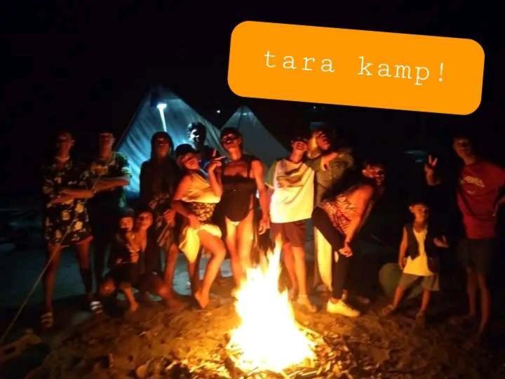 אל נידו Bucana Kamp Payapa Beachfront מראה חיצוני תמונה