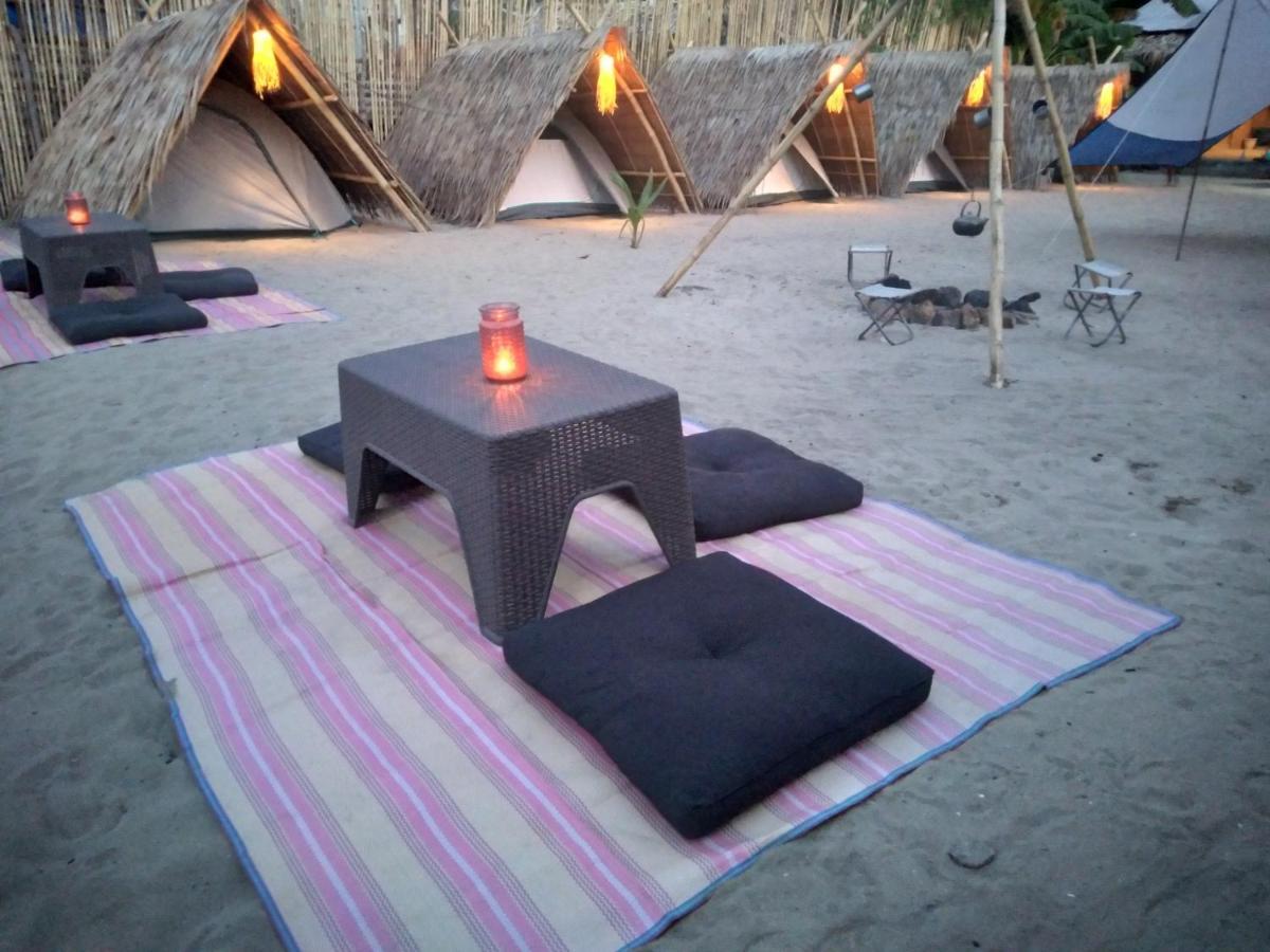 אל נידו Bucana Kamp Payapa Beachfront מראה חיצוני תמונה